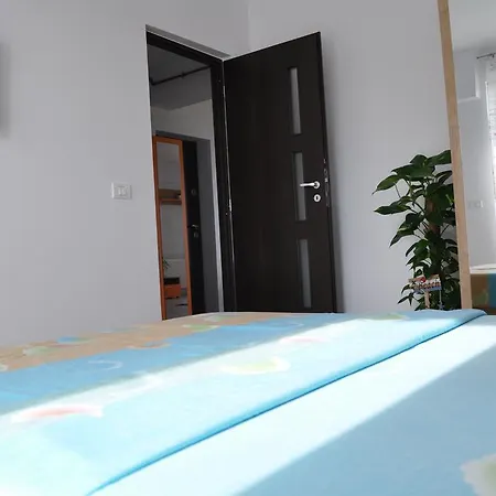 Lägenhet Ema *